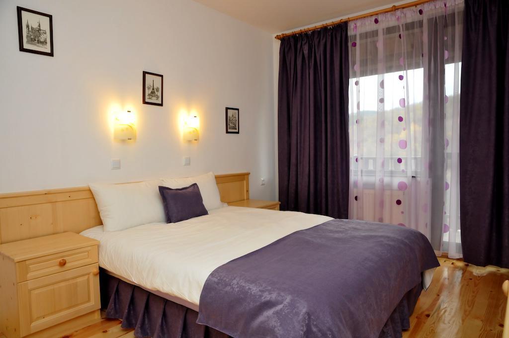 Family Hotel And Restaurant Plamena Oreshak  Rom bilde